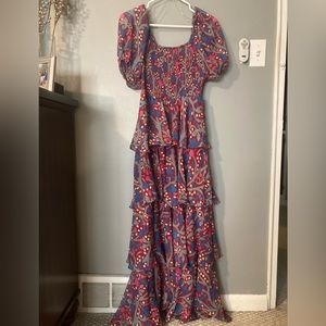 Floral Maxi- tiered skirt,ruched top, puff sleeve- size M